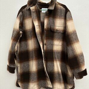 Old Navy Women’s Brown and Cream Plaid Button-Up Shacket, Size XL